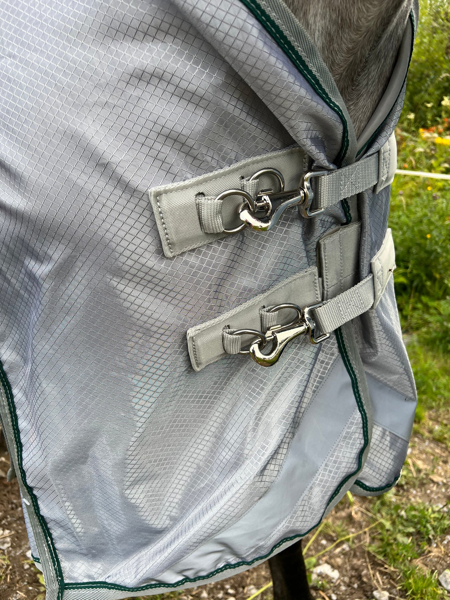 Couverture combinée FLY pour chevaux - Double usage - Verte